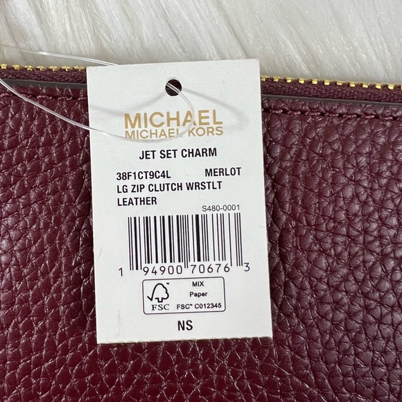 Michael Kors Jet Set Charm Large Zip Clutch Wristlet - Picture 8 of 10